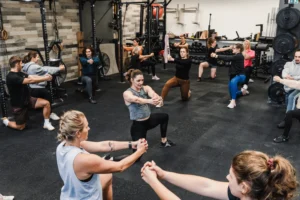 Jak zmírnit menstruační křeče: doplňky, pohyb a léky